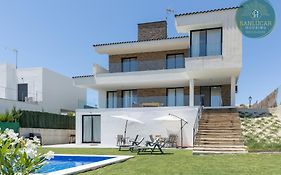 Elcano Village By Sanlucar Housing